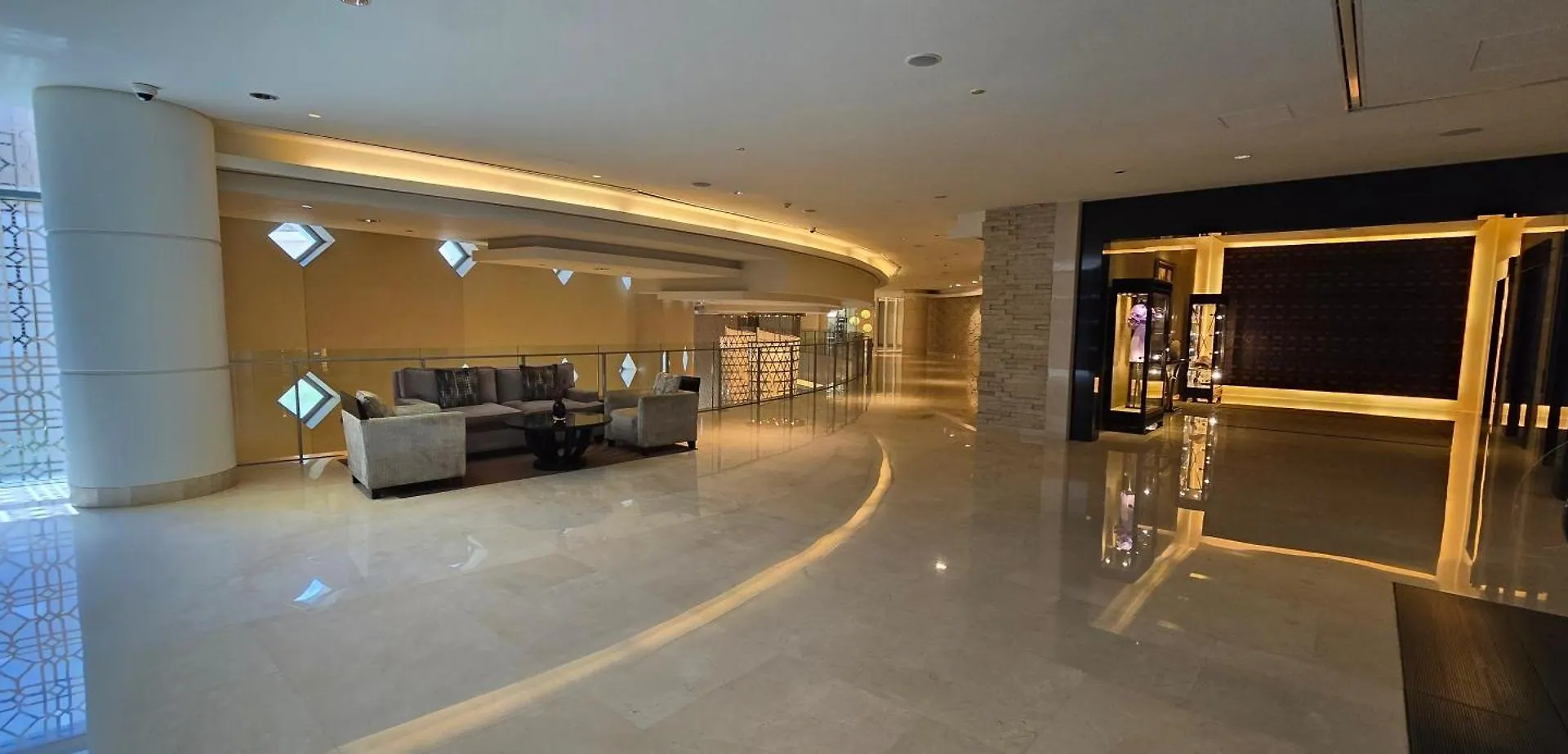 The Star @ Jw Marriott Marina Hotel Dubai Resort