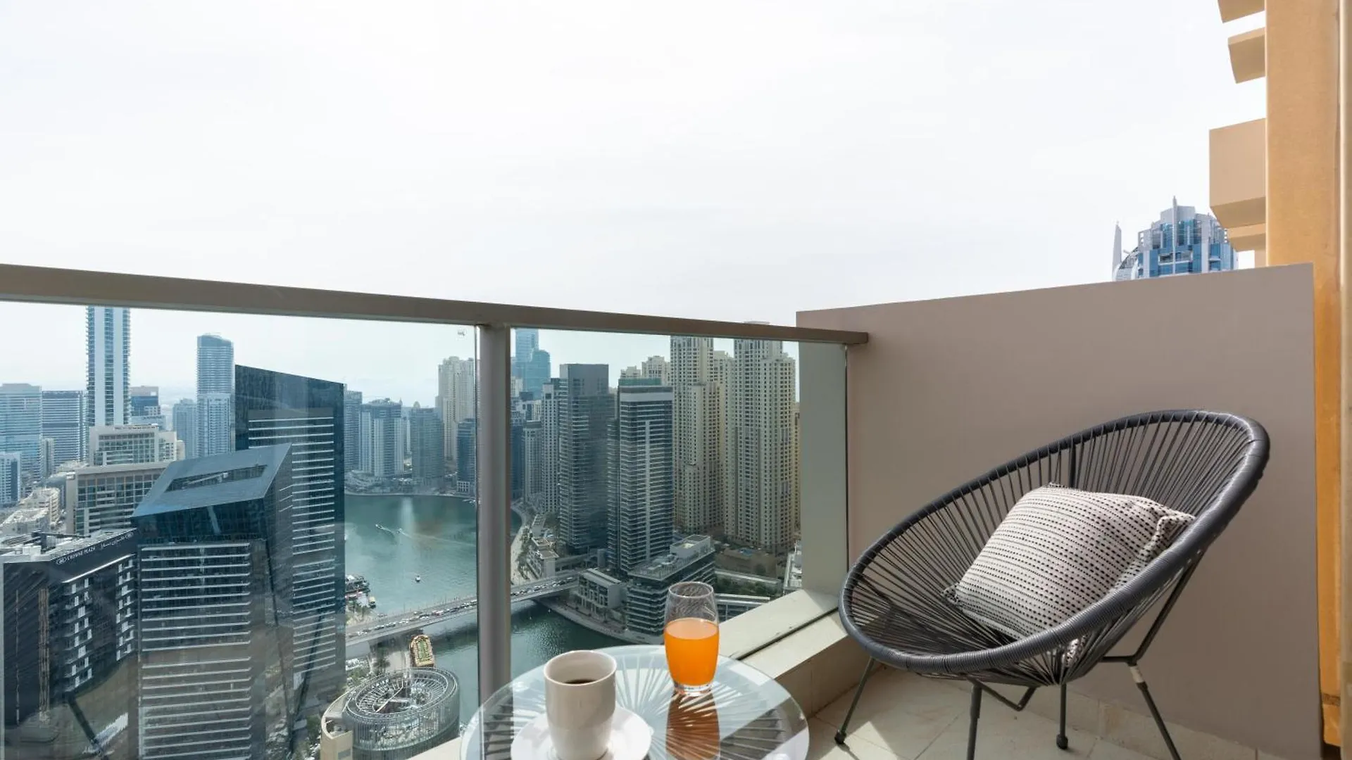 The Star @ Jw Marriott Marina Hotel Dubai United Arab Emirates